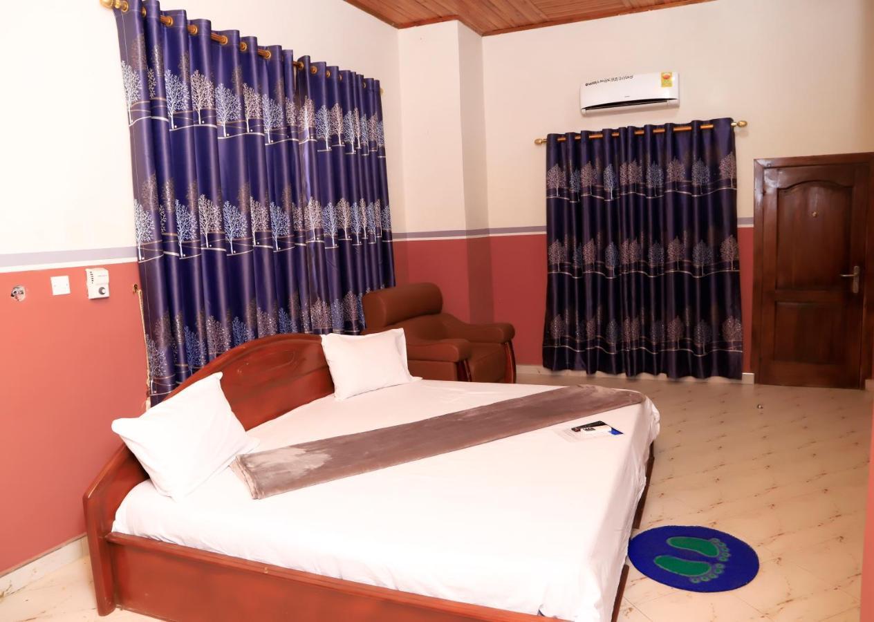 Osaah Bema Lodge Antoa Extérieur photo