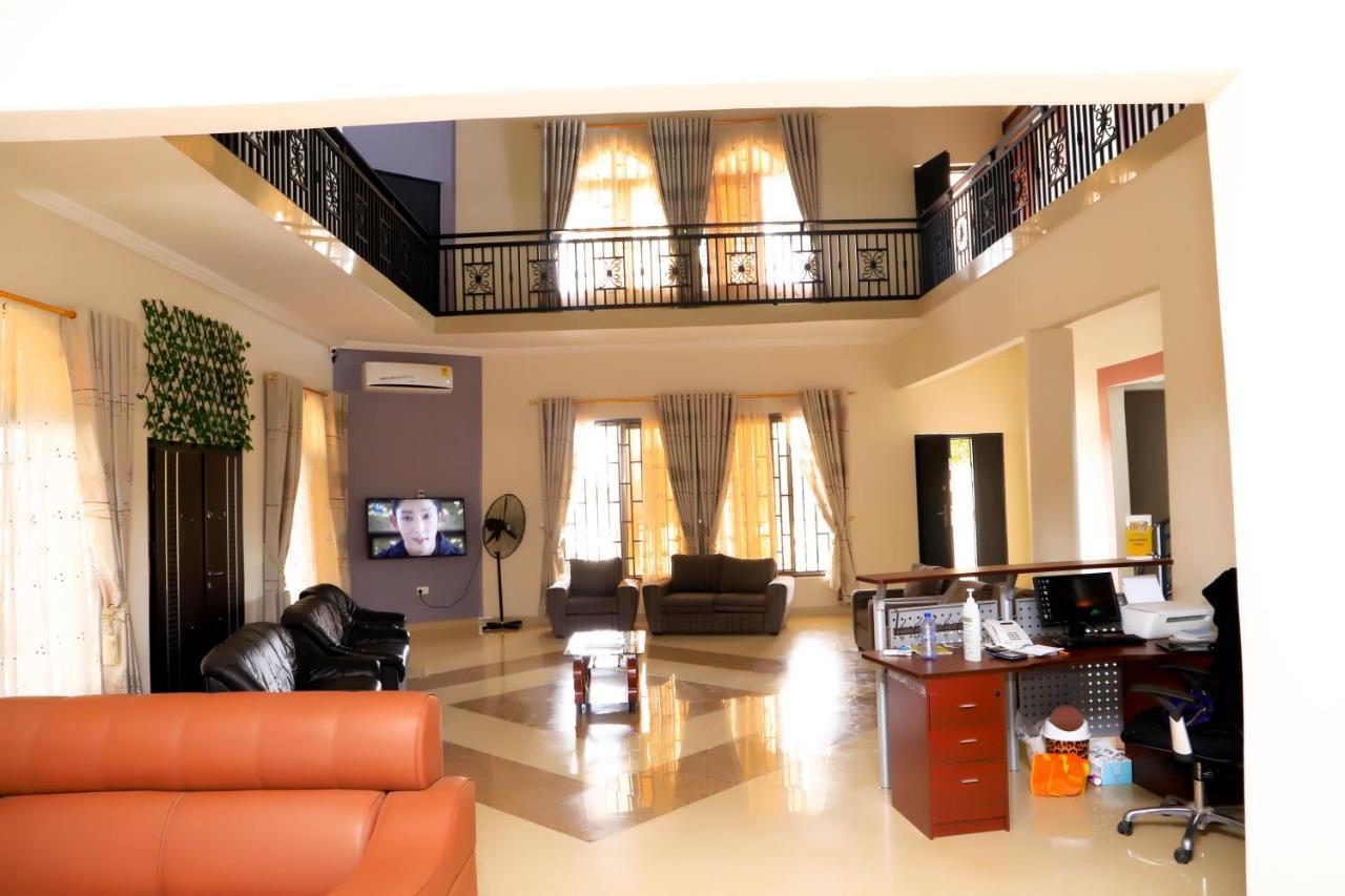 Osaah Bema Lodge Antoa Extérieur photo